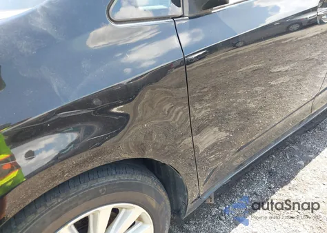 2013 Toyota Sienna Xle 7 Passenger z USA, uszkodzony, nr VIN 5TDDK3DC8DS064047